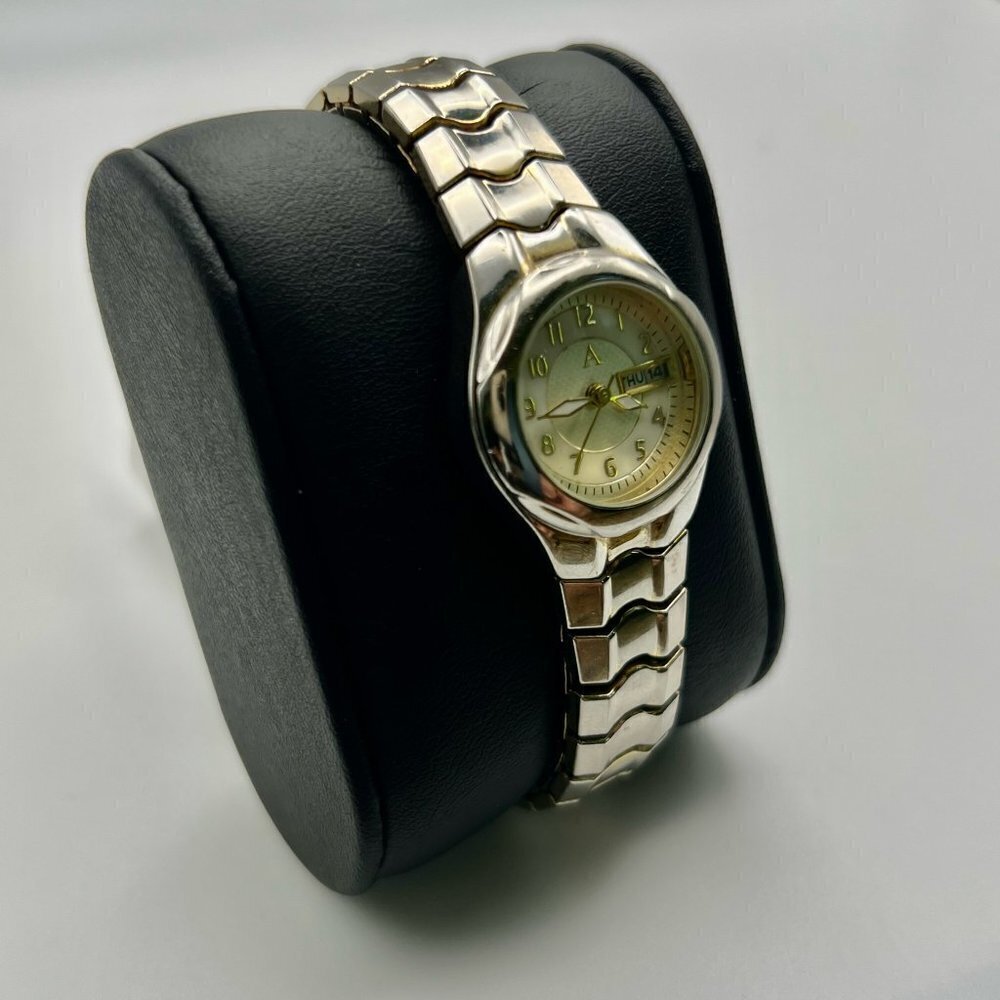 AGENDA Ladies Petite Watch Silver Gold Working - Picture 4 of 7